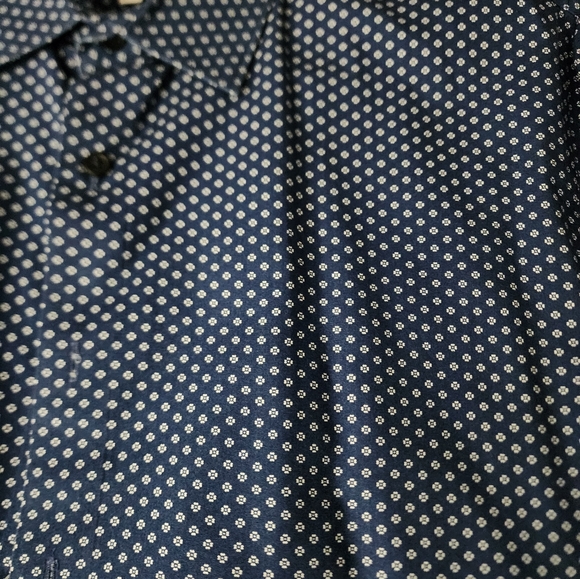 Express Fitted XL 17.5 Flower Geometric Design Dress Shirt - Picture 5 of 16